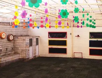 مدرسه رویا، حیاط مدرسه ی دخترانه رویا منطقه 22