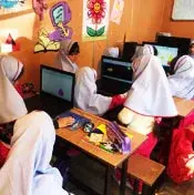 مدرسه آتیه سازان، سایت رایانه  پیش دبستان و دبستان دخترانه آتیه سازان