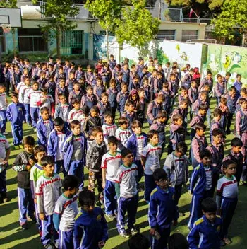 مدرسه فرهنگ، صف دانش آموزی ابتدایی فرهنگ منطقه 4