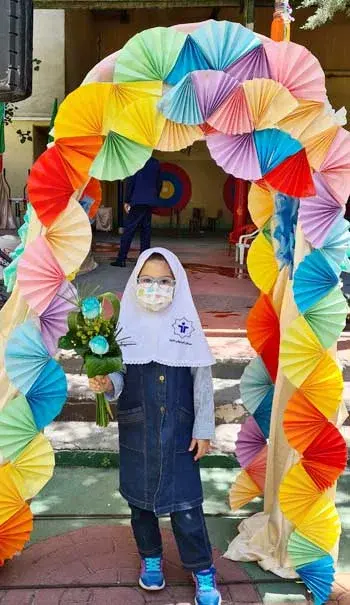 مدرسه  بشرا، نمای زیبا از ورودی سال اولی های مجتمع دخترانه بشرا منطقه 2