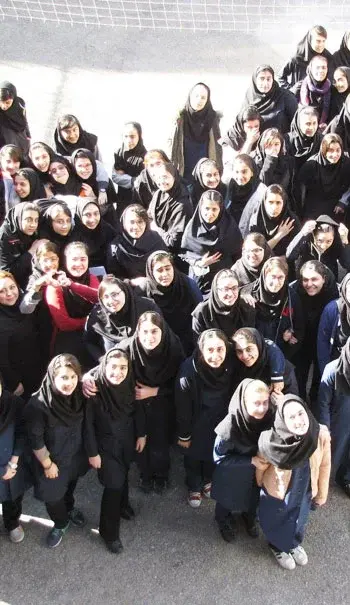 مدرسه صدرا نوین، دانش آموزان سرزنده و با نشاط دبیرستان صدرا نوین منطقه 2