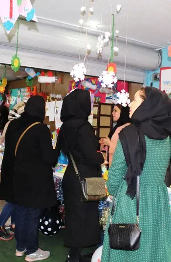 مدرسه امیدان، نمایی  از بازدید نمایشگاه سازه ها ی دانش آموزان دبستان پسرانه امیدان منطقه 4