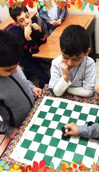 مدرسه امیدان، تیم شطرنج دانش آموزان پیش دبستان و دبستان  پسرانه غیر دولتی  امیدان منطقه 4