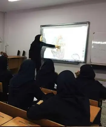 مدرسه بشرا، فضای کلاس دانش آموزان دبیرستان دوره دوم بشرا منطقه 2