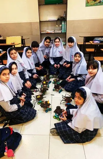 مدرسه صدرا نوین، سازه های دانش آموزان پیش دبستان و دبستان دخترانه صدرا منطقه 5