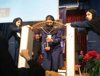 مدرسه صدرا نوین،  کلاس های ساخت سازه های ماکارونی دبیرستان دخترانه