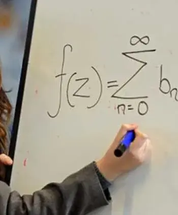 مدرسه آتیه سازان، به اشکال ریاضی نگاه کنید انگار ریاضیات نقاشی است