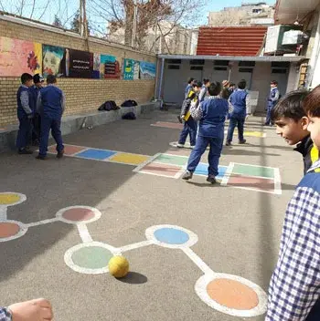 مدرسه بهان، عکس از حیاط بازی پیش دبستان و دبستان پسرانه بهان منطقه  5