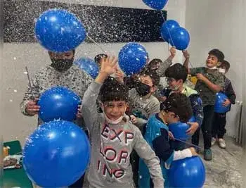 مدرسه پندار نو، عکس از جشن تولد دانش آموزان در پیش دبستان و دبستان پندار نو