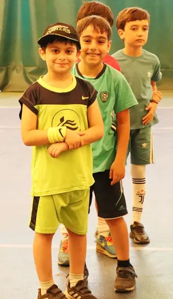 مدرسه نوید صالحین، ورزش صبحگاهی پدران و پسران مدرسه ی پسرانه نوید صالحین منطقه 6