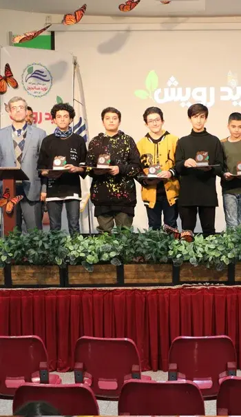 مدرسه نوید صالحین، تصویری از دانش آموزان درخشان دبیرستان دوره اول نوید صالحین