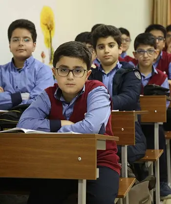 مدرسه  علامه طباطبایی واحد آبشناسان، با نهادینه کردن آموزش های پایه ای، پیش دبستان و دبستان علامه طباطبایی گام های محکمی برای یادگیری های بعدی را بر می دارد.