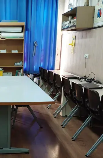 مدرسه نیکا ، اتاق کامپیوتر مدرسه ی دخترانه ی نیکا منطقه ی 7