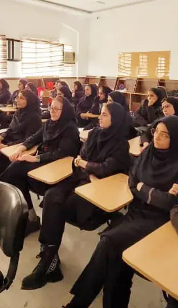 مدرسه آلا، برگزاری آزمون‌های علمی درون مدرسه ايی و شركت در آزمون های تستی سراسری