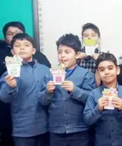 مدرسه استعداد برتر، فضایی دلبسته‌کننده، جایی که دانش‌آموزان به مدرسه عشق می‌ورزند.